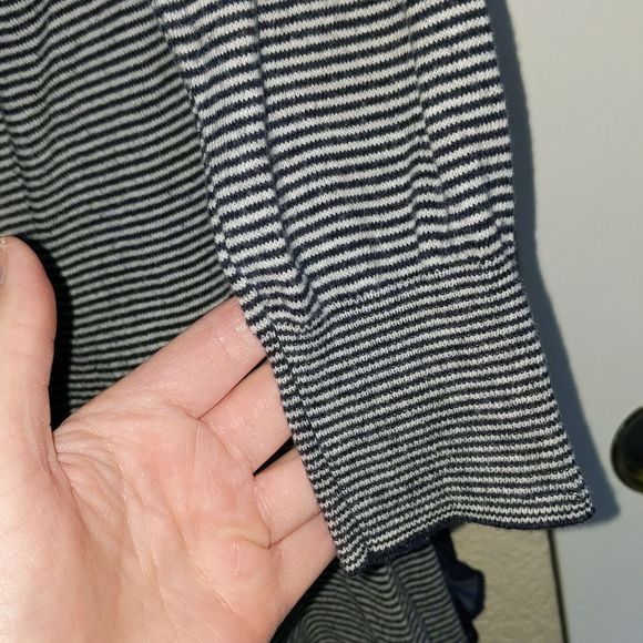 Guinevere Anthropologie Ruffle Trim Striped Cardigan Sweater S - Picture 4 of 7